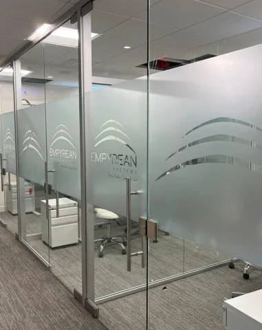 Vách Kính Cường Lực