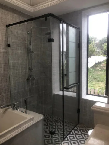 Phòng Tắm Kính Cường Lực