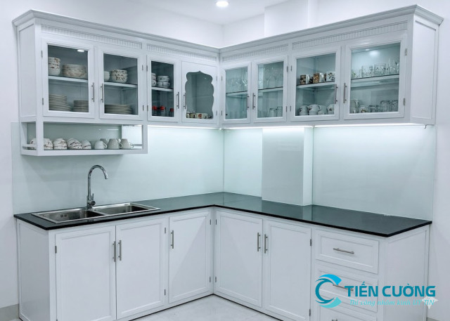 Tủ Bếp Nhôm Kính Sơn Tĩnh Điện