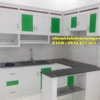 tu-bep-nhom-kinh-thu-duc.jpg