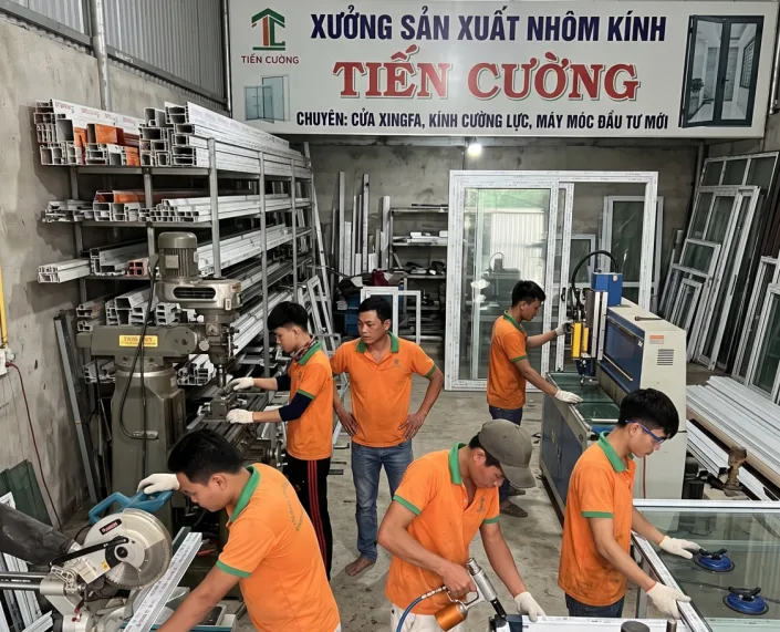 Xưởng sản xuất nhôm kính Tiến Cường
