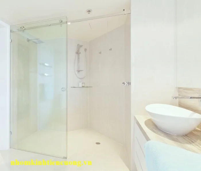 Phòng tắm kính cưởng lực 4