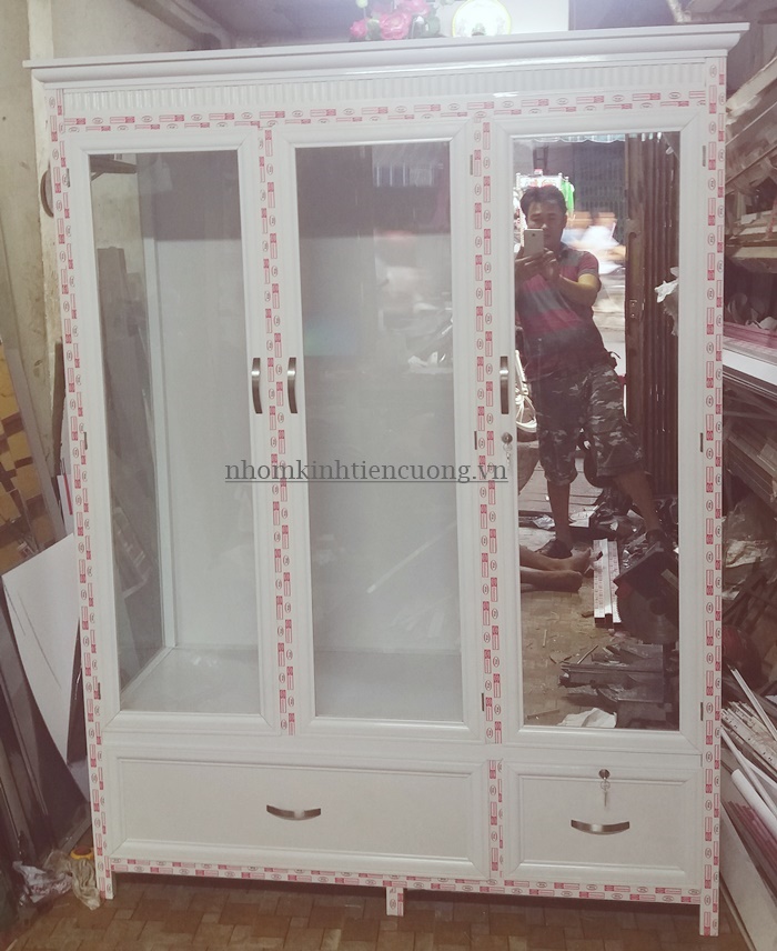 tủ nhôm kính cánh lùa tiết kiệm diện tích tphcm