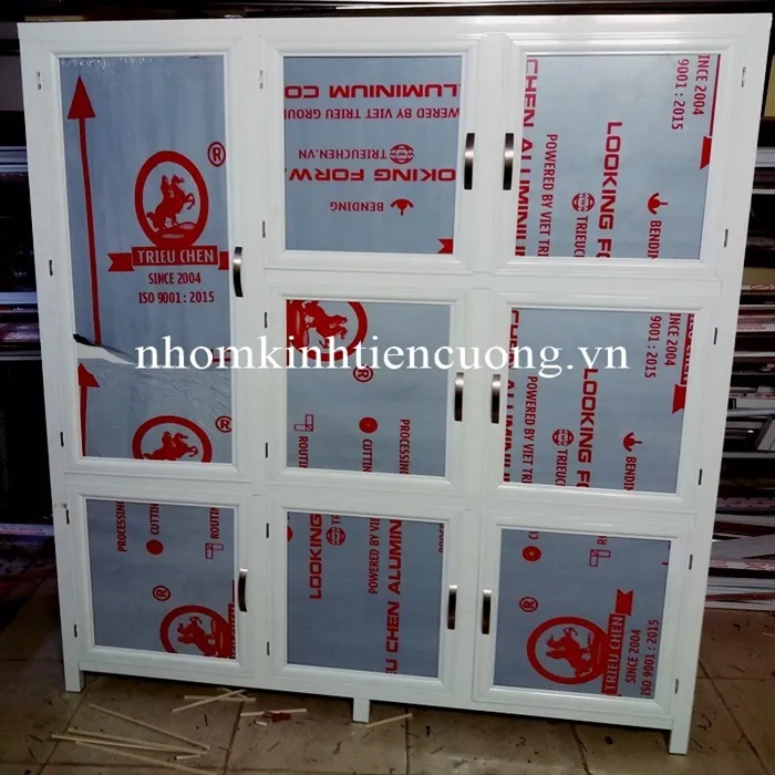 Tủ Hồ Sơ Nhôm Kính Văn Phòng, Đặt Làm Tại TP.HCM - hình ảnh thực tế Tủ hồ sơ nhôm kính dạng đứng tiết kiệm diện tích