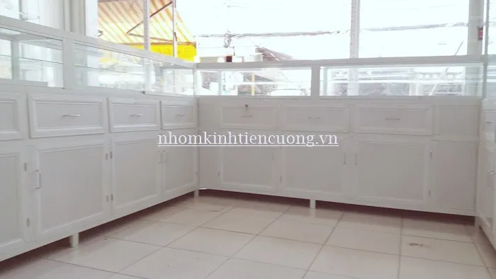 Tủ Thuốc Tây Nhôm Kính Đẹp, Đạt Chuẩn GPP - Giá Tận Xưởng 2026 - hình ảnh thực tế Tủ thuốc tây 14