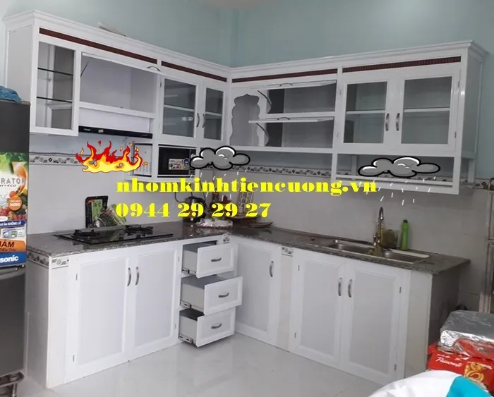 Tủ Bếp Nhôm Treo Tường - Biến Căn bếp Nhà Bạn Gọn Gàng Hơn - hình ảnh thực tế tủ bếp nhôm kính treo tường 3