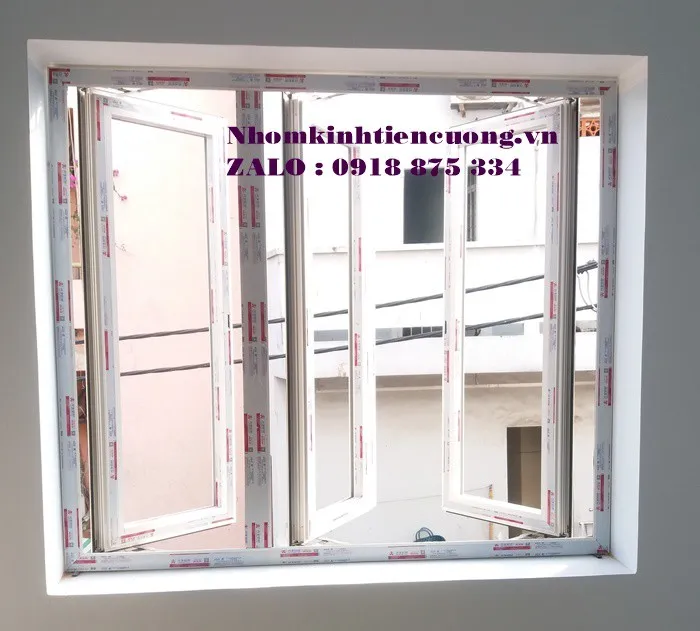 Mẫu cửa sổ nhôm kính đẹp cho biệt thự hiện đại