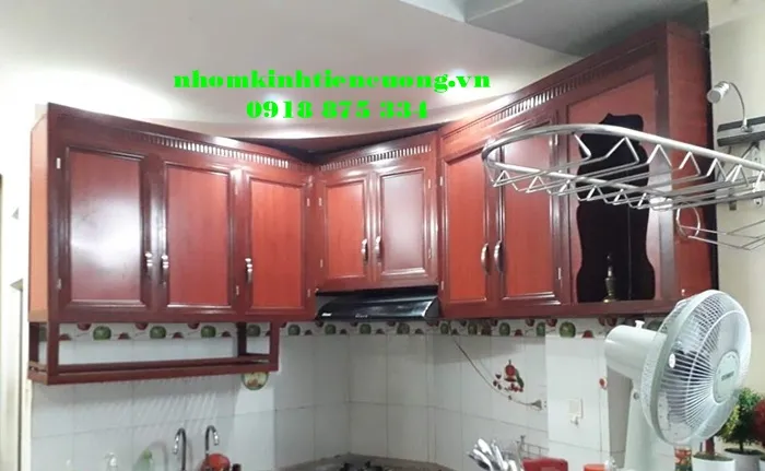 Tủ nhôm kính 6