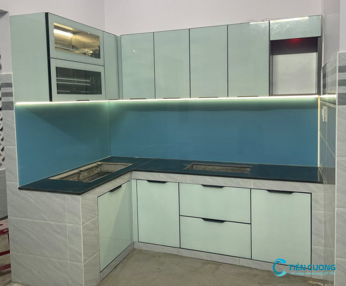 Tủ bếp nhôm kính chống nước chống mối mọt bền đẹp