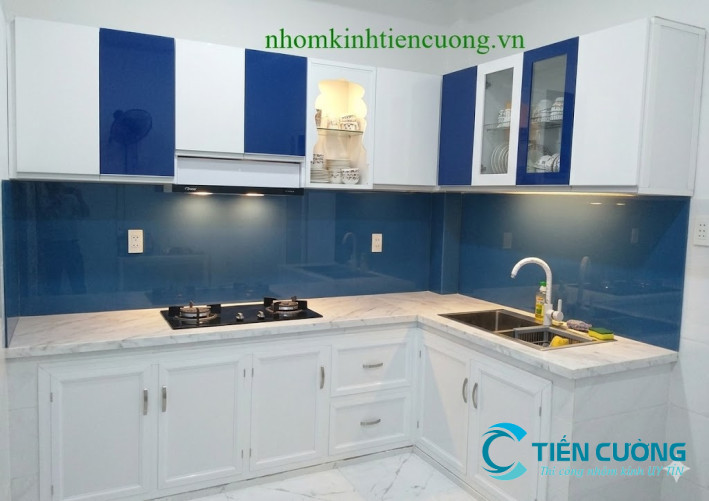 Tủ bếp nhôm kính đẹp xu hướng nội thất mới