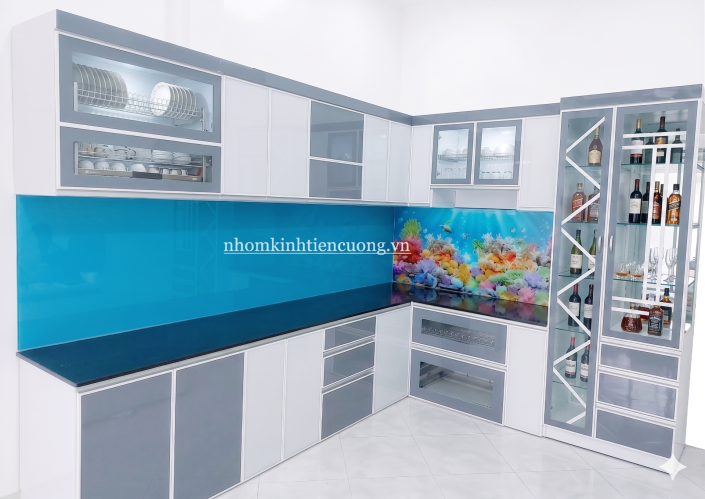 Tủ bếp nhôm kính trên dưới tiện nghi