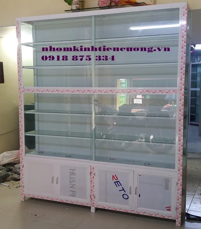 Tủ Kính Bán Hàng - Báo Giá Tủ Nhôm Kính Bán Hàng Ăn Loại Nhỏ Đẹp - hình ảnh thực tế Tủ kính bán hàng 3