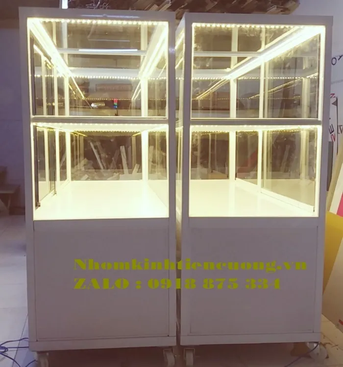Tủ mỹ phẩm 8
