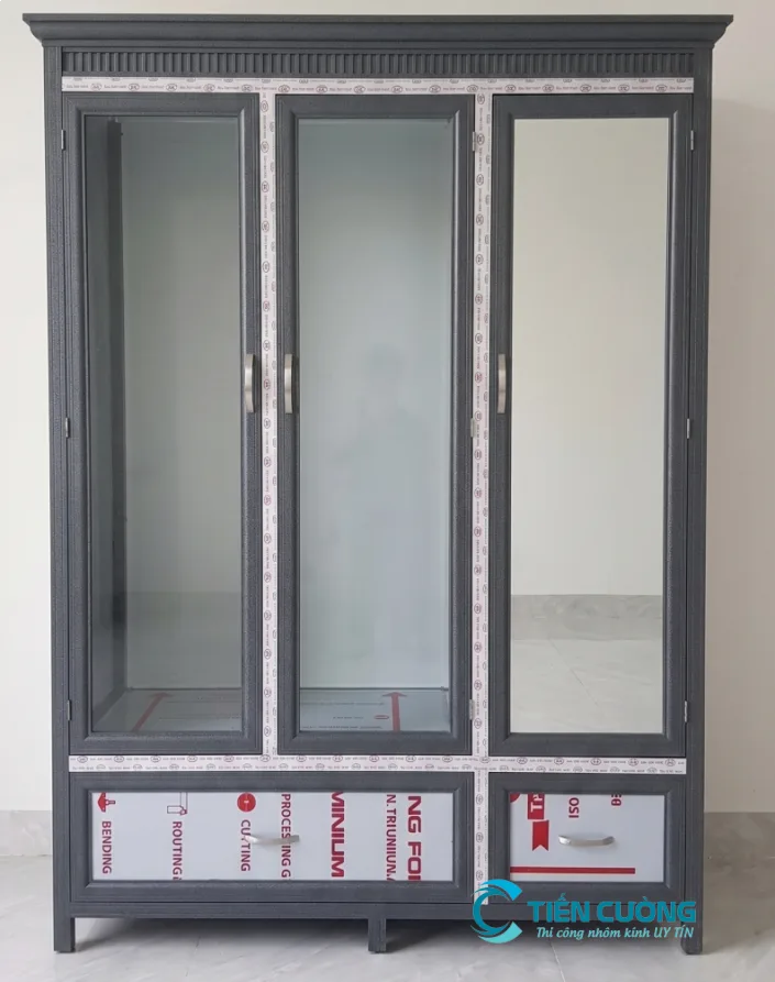Tủ quần áo nhôm kính màu xám