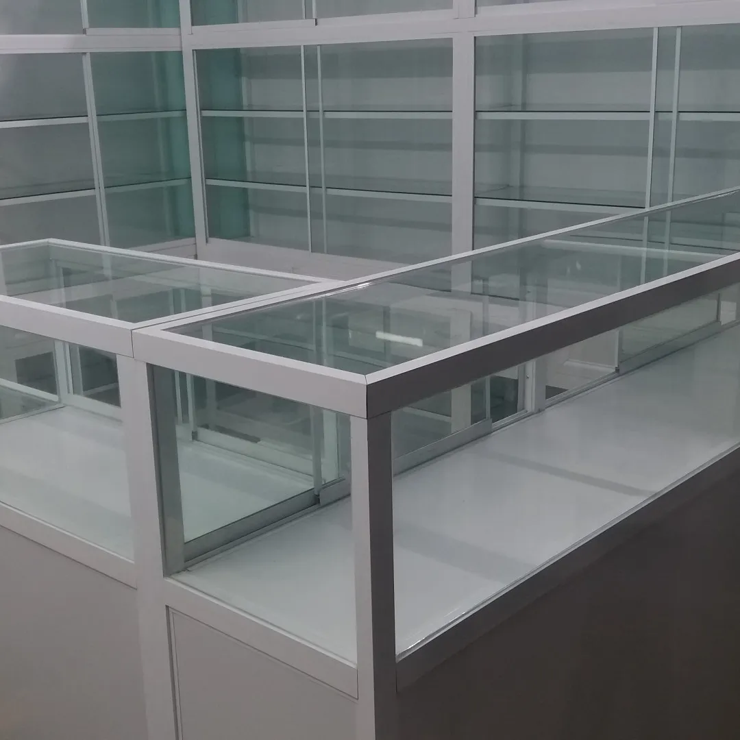 Tủ quầy thuốc tây