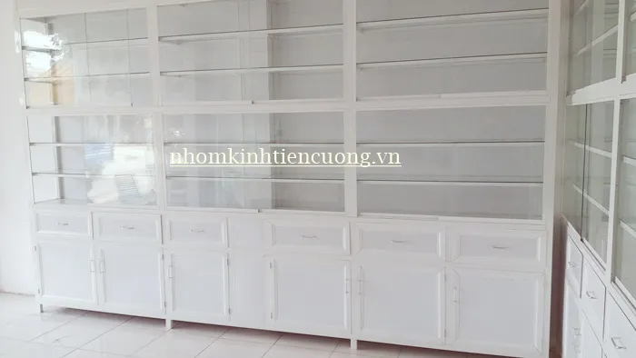 Tủ Thuốc Tây Nhôm Kính Đẹp, Đạt Chuẩn GPP - Giá Tận Xưởng 2026 - hình ảnh thực tế Tủ thuốc tây 7