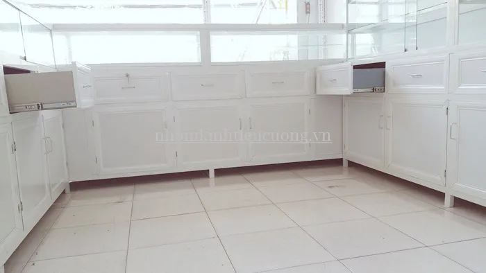 Tủ Thuốc Tây Nhôm Kính Đẹp, Đạt Chuẩn GPP - Giá Tận Xưởng 2026 - hình ảnh thực tế Tủ thuốc tây 8