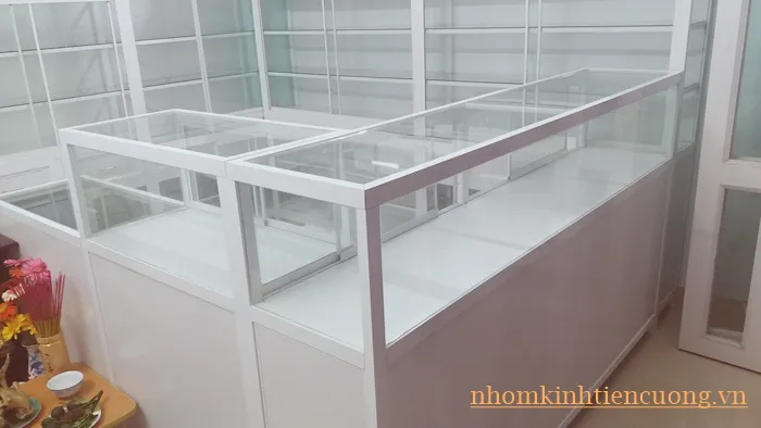 Tủ Thuốc Tây Nhôm Kính Đẹp, Đạt Chuẩn GPP - Giá Tận Xưởng 2026 - hình ảnh thực tế Tủ thuốc tây 17