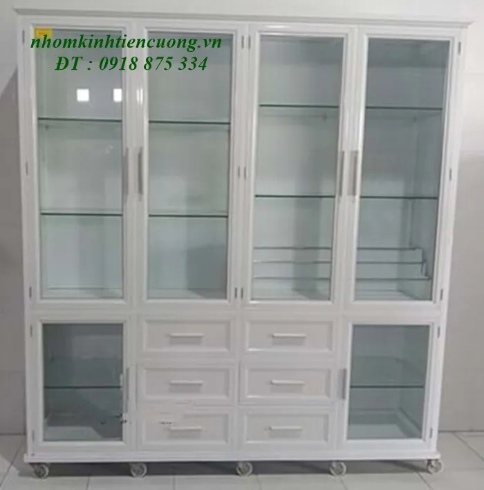 Tủ mỹ phẩm 4