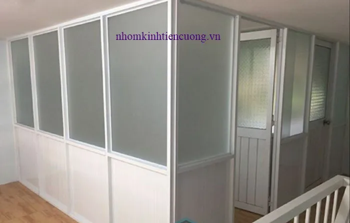 Báo Giá Vách Ngăn Nhôm Kính Mới 2026 Cho Phòng Ngủ - Phòng Khách - hình ảnh thực tế Vách ngăn nhôm kính 6