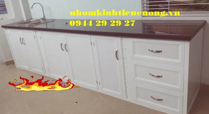 Tủ bếp nhôm kính đẹp hiện đại tại TPHCM