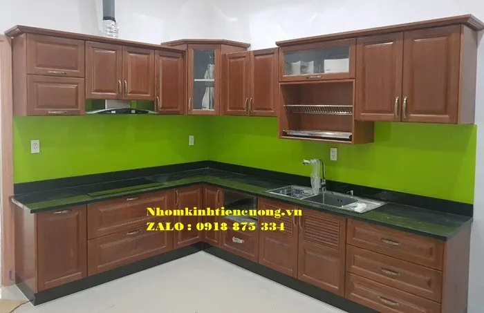 Mẫu tủ bếp gỗ đẹp được nhiều gia đình lựa chọn