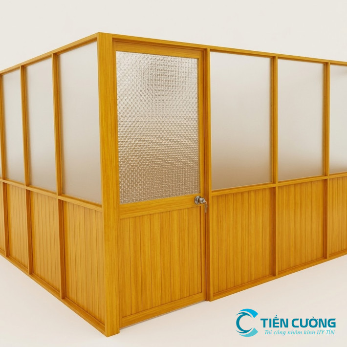 Thiết kế vách ngăn nhôm kính khung đen giúp không gian phòng khách hiện đại và thông thoáng hơn.