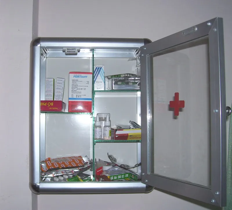 tủ thuốc tây giá rẻ