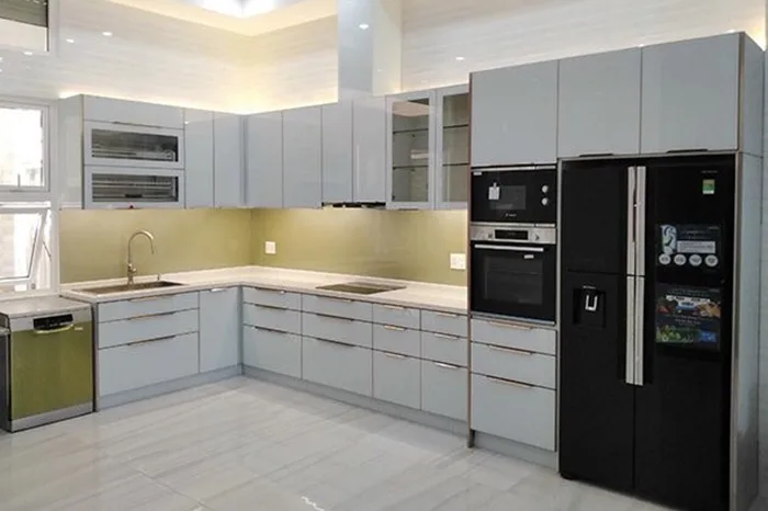 Công trình tủ bếp nhôm kính thực tế đẹp cao cấp
