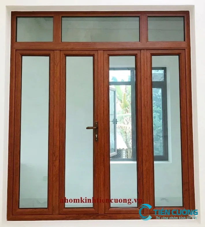 Các mẫu cửa nhôm kính đẹp màu đen hiện đại cho nhà phố