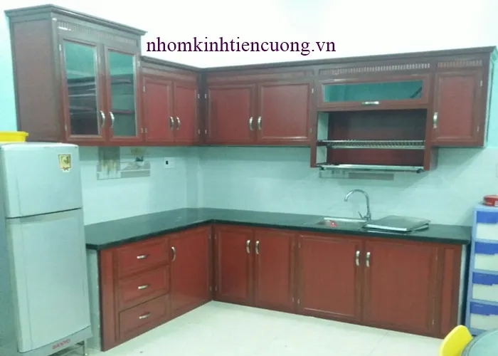 Tủ bếp nhôm kính quận 4.4