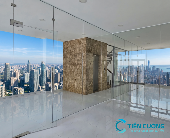 Cửa kính showroom đẹp và sang trọng