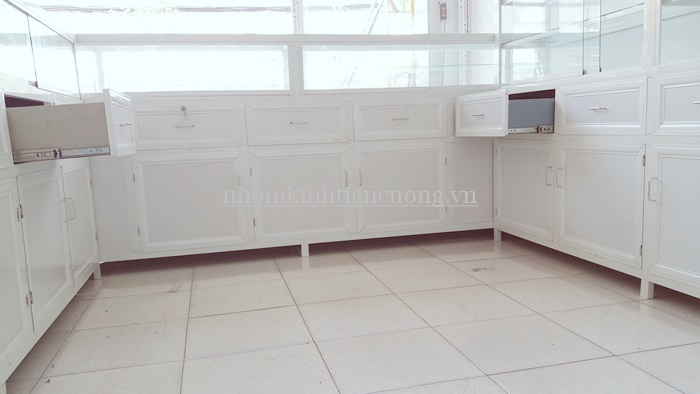 Mẫu thiết kế nhà thuốc hiện đại đẹp chuyên nghiệp