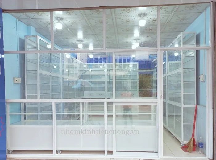 mẫu tủ thuốc nhôm kính trắng sứ cao cấp