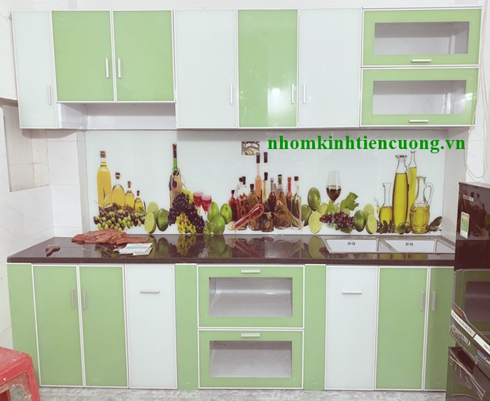 Tủ bếp mini nhôm kính sang trọng cho chung cư