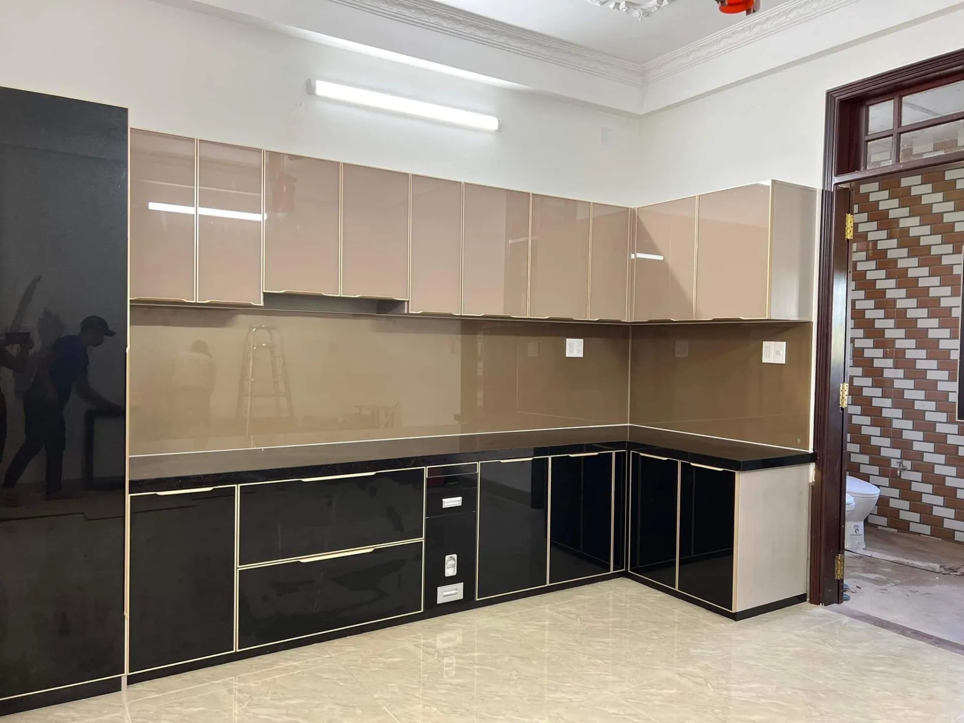Tủ bếp nhôm kính Phú Nhuận