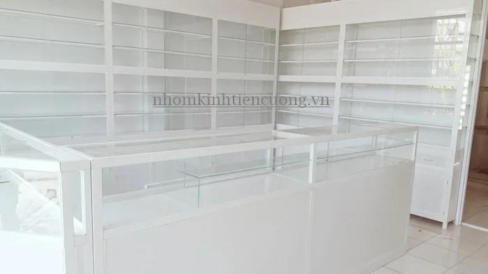 Tủ thuốc kính cường lực bền đẹp chống ẩm tốt